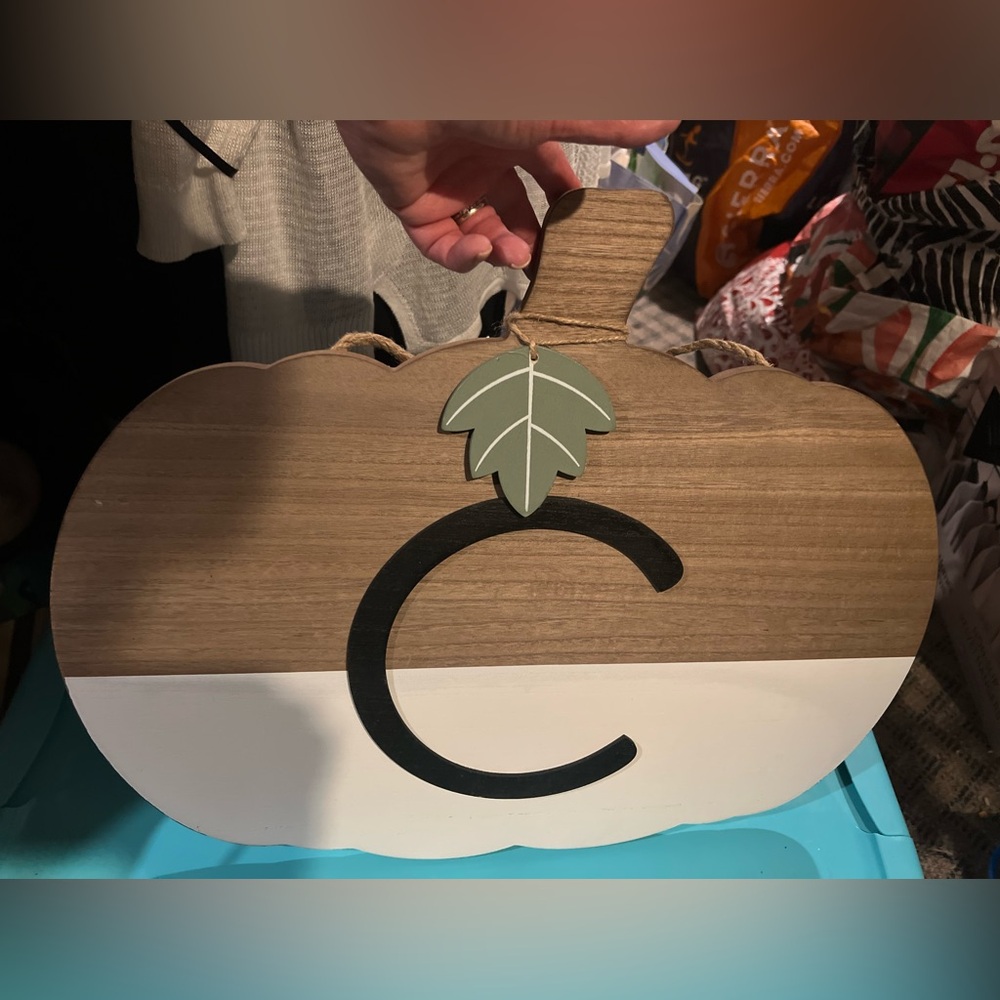 Wooden Pumpkin Monogram “C” Pumpkin Wall
Plaque  NEW